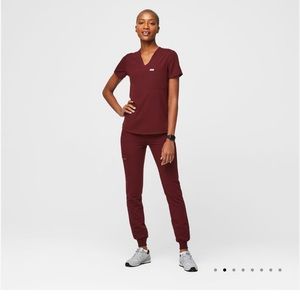Figs Scrubs, Burgundy, Size medium.